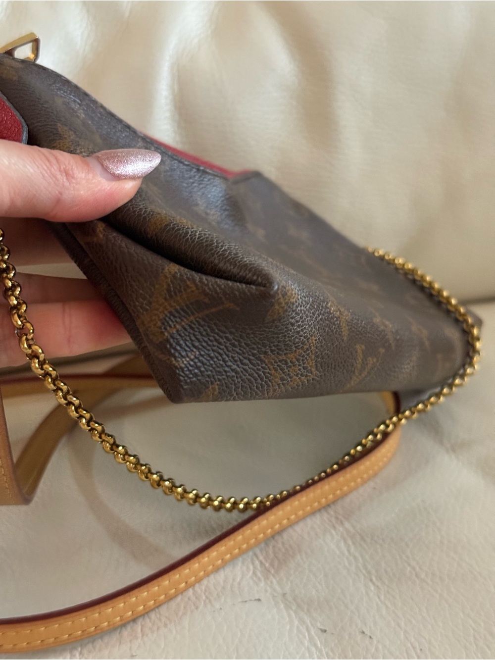 Louis Vuitton Monogram Pallas Pochette Accessoires with Red Trim - Picture 5 of 12